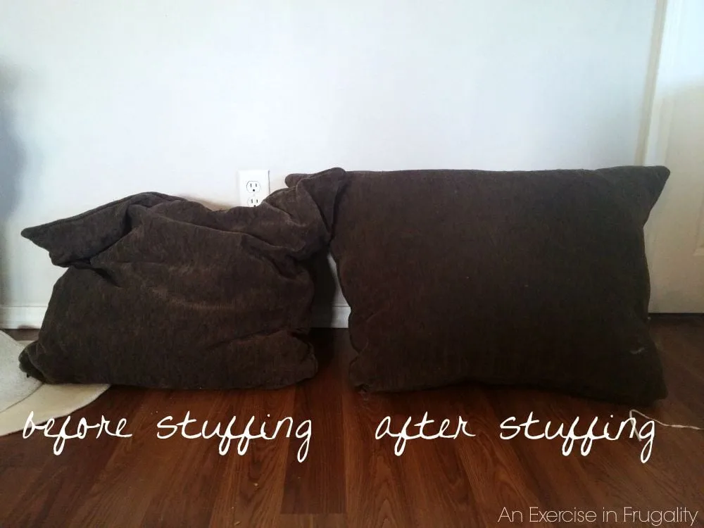 Quick and Easy (And Cheap!) way to fix your sagging couch cushions. #DIY  #ProjectRandi #Couch #Cushions #Home