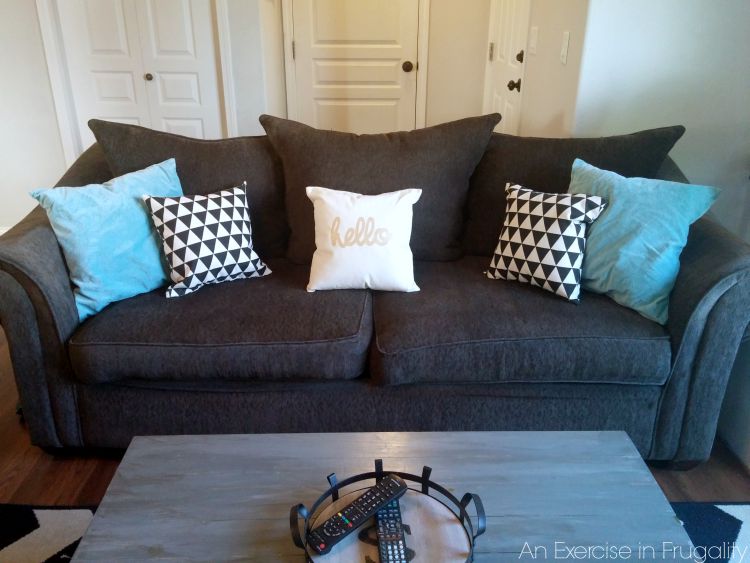 The Easy Hack To Keep Your Sofa's Cushions From Sliding Around