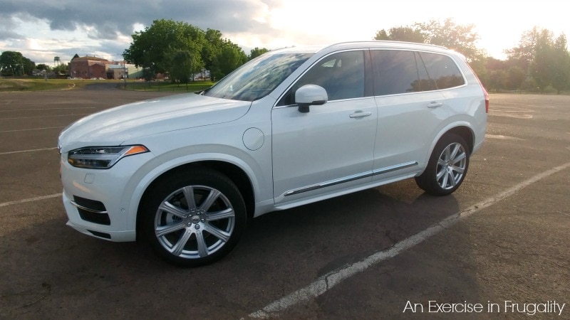 2016 Volvo XC90 T8 Inscription - An Exercise in Frugality