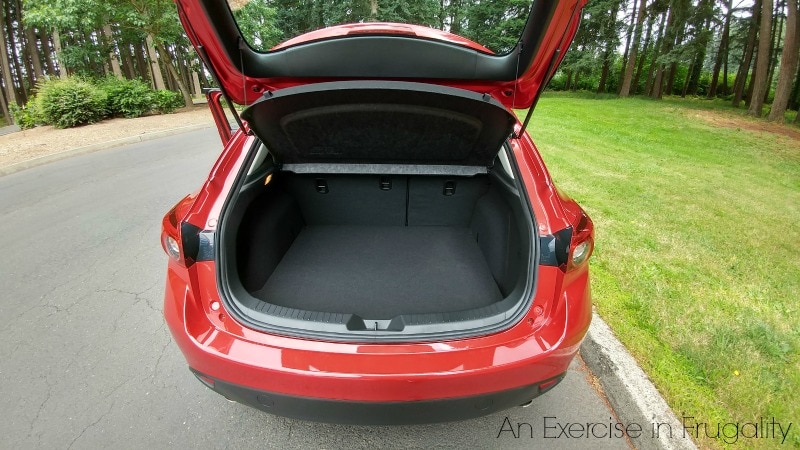 I absolutely loved driving the 2016 Mazda3 S Grand Touring. It has a powerful engine, excellent gas mileage and it is a comfortable ride! Definitely recommend this as a budget-friendly family vehicle, perfect for road trips! #DriveMazda #DriveShop #ad