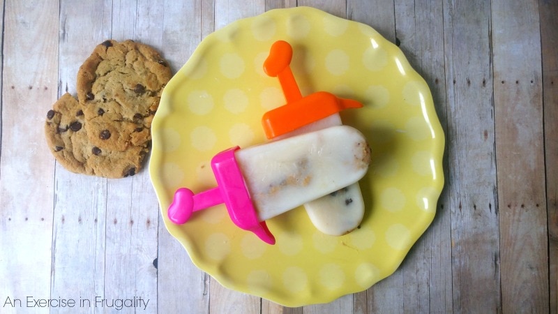 Milk and Cookie Pops-less sugar than most ice cream pops, yet still YUMMY!
