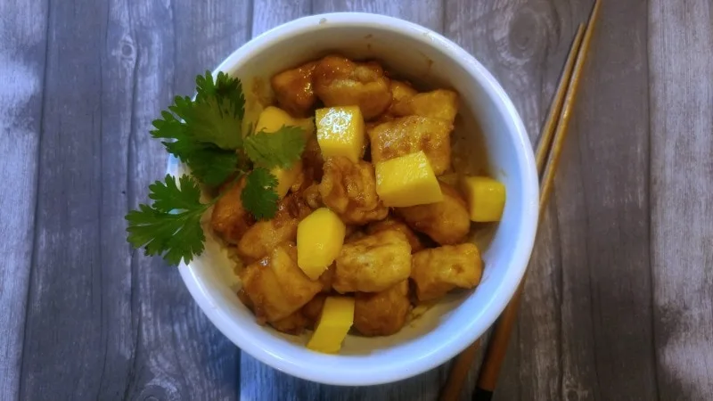 This Low Carb Mango Chicken Recipe is a favorite of ours. We have it all the time and its even better than takeout! I've been enjoying it as part of my healthy journey with the #GlucernaChallenge. Oh, and you need to have it with the cauliflower fried rice. It's the bomb. You won't miss conventional rice at all! 