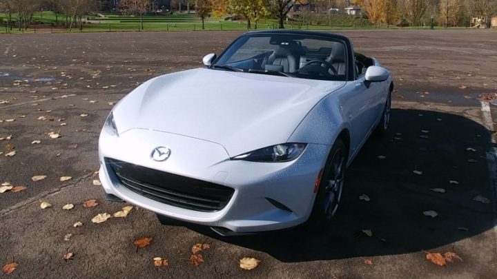 2016 Mazda Miata MX-5. Did a test drive with this car for a week. SO MUCH FUN to drive. #DriveShop #DriveMazda