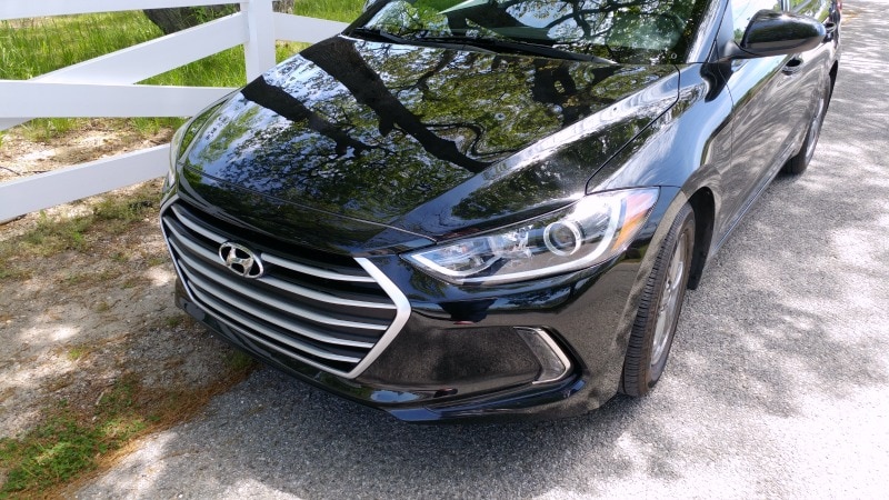 2017 Hyundai Elantra- I spent the weekend cruising around Long Island, New York in this gorgeous beast. Affordable family car that doesn't LOOK like an affordable family car. Take a peek at my thoughts and see some great features of the Hyundai Elantra Eco