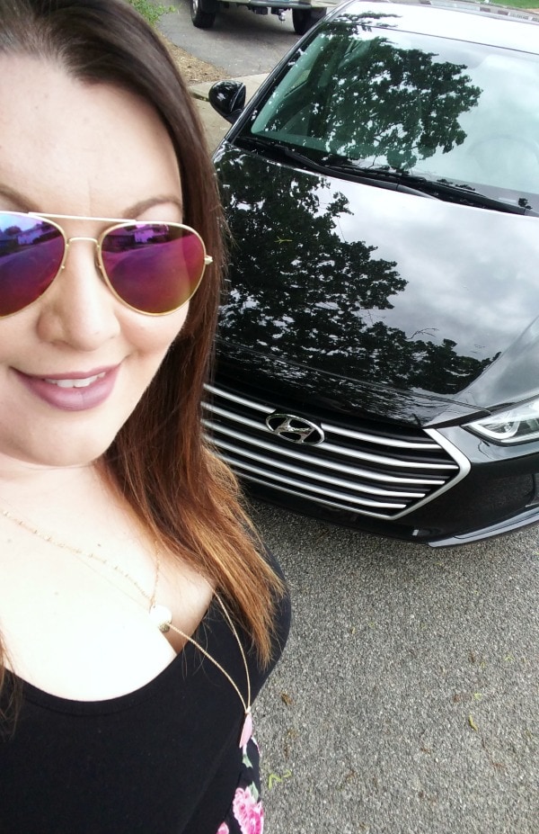 2017 Hyundai Elantra- I spent the weekend cruising around Long Island, New York in this gorgeous beast. Affordable family car that doesn't LOOK like an affordable family car. Take a peek at my thoughts and see some great features of the Hyundai Elantra Eco