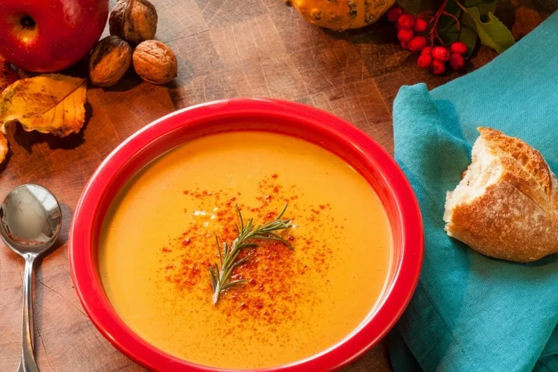 Hearty Fall Soup Recipes to warm your belly. These soups are perfect to create that hygge vibe, and for staying cozy on those chilly fall and winter nights.